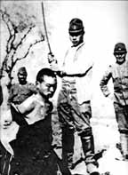 Japanese executing a POW